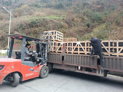 Natural roofing tiles