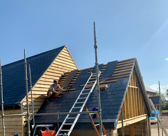 Natural roofing tiles